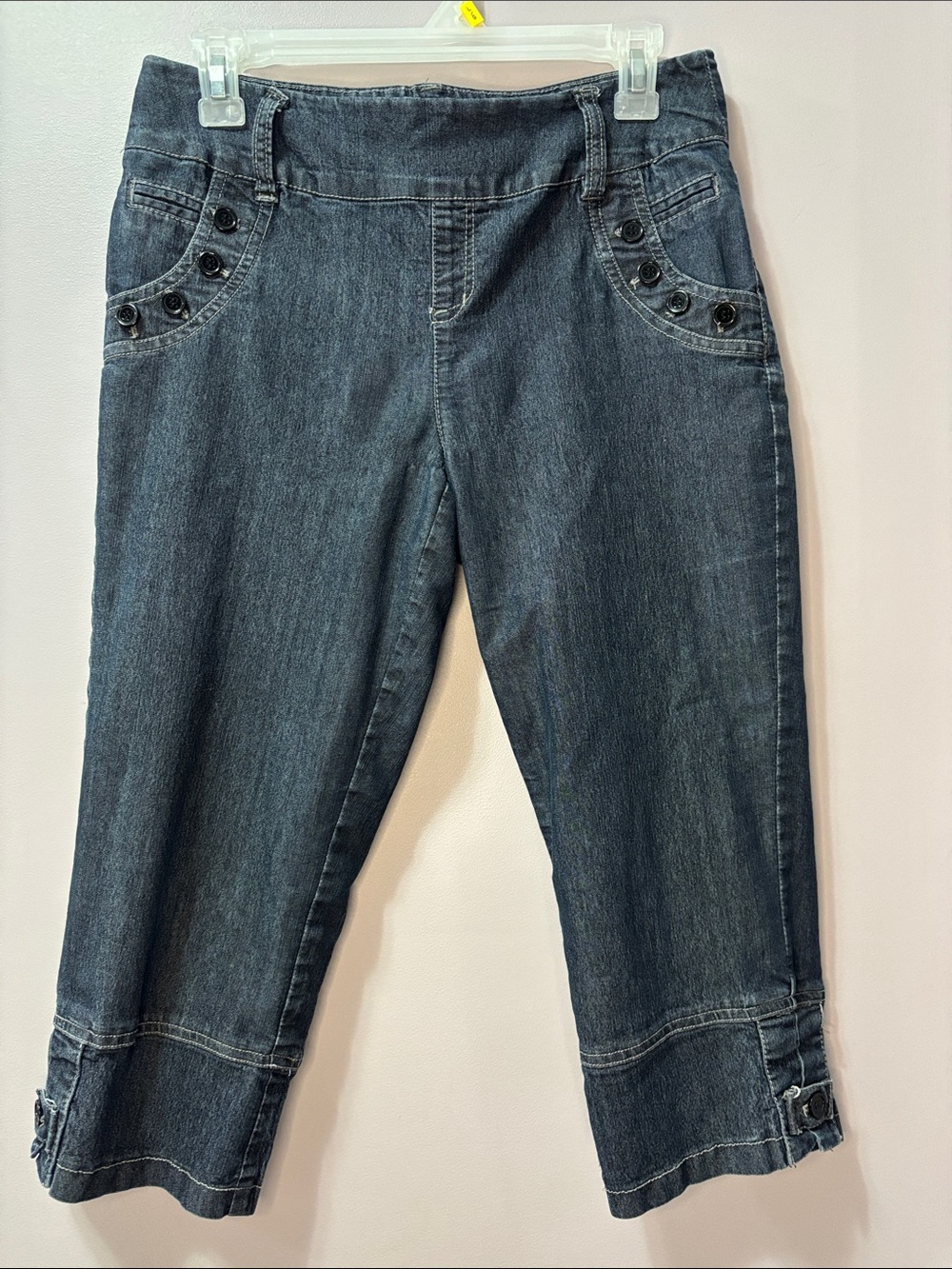 Point Zero Nicole Benisti Cropped Capris Jeans Dark Blue w/ Button Detail Sz 6/7